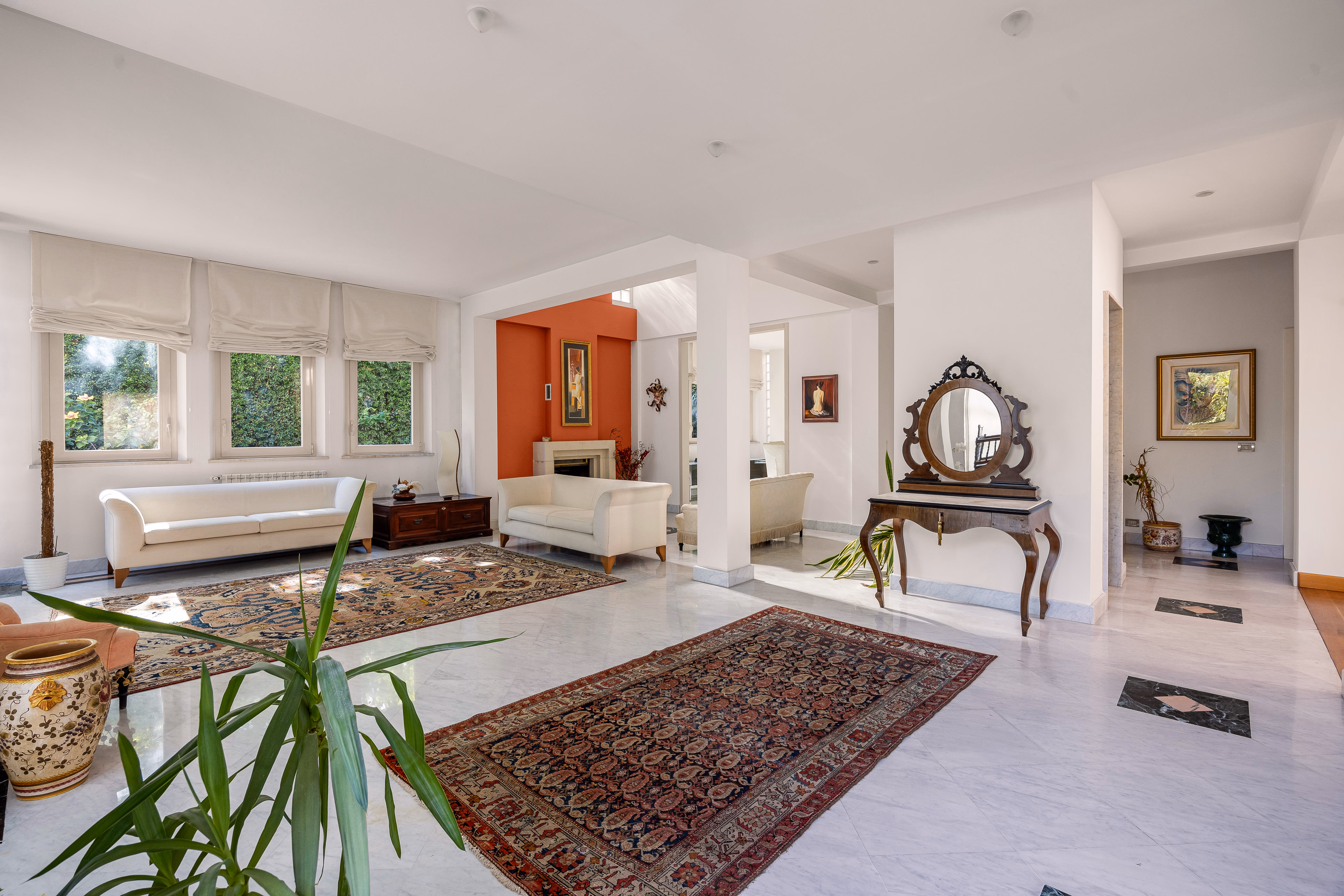 Villa Rosaria interior spaces